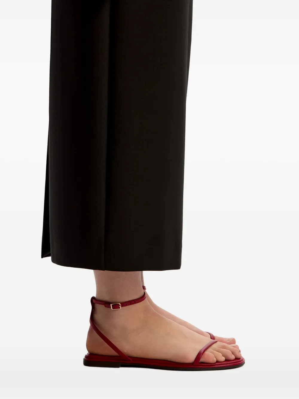 12 STOREEZ Leren sandalen Rood