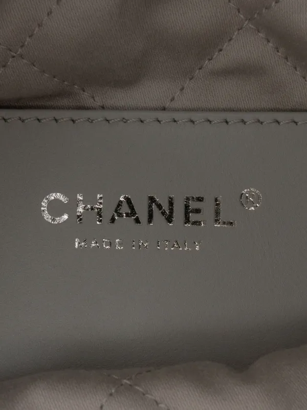CHANEL Pre-Owned 2021-2025 ミニ メタリック カーフスキン 22