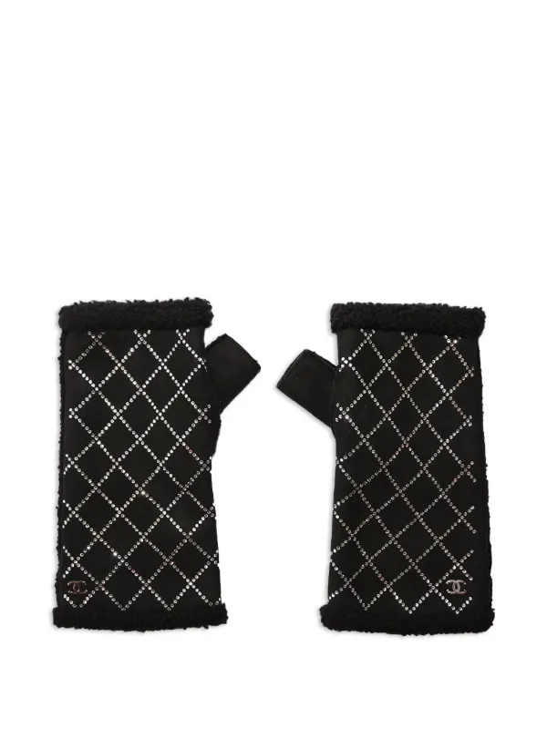 Chanel Pre-owned Shearling-trim Gloves in Black