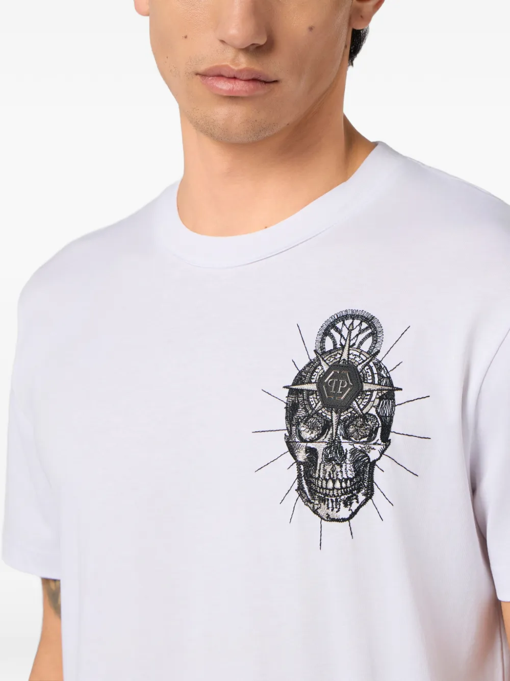 round-neck embroidery T-Shirt