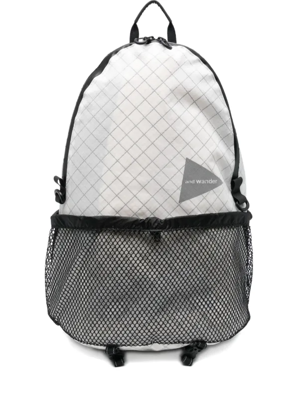 And Wander Ecopak バックパック | ホワイト | FARFETCH JP