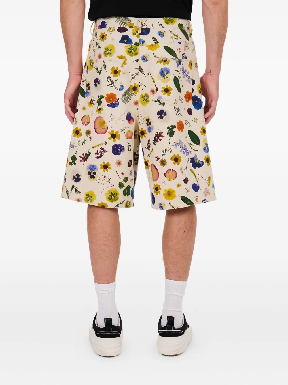 Nahmias Shorts met bloemenprint Beige