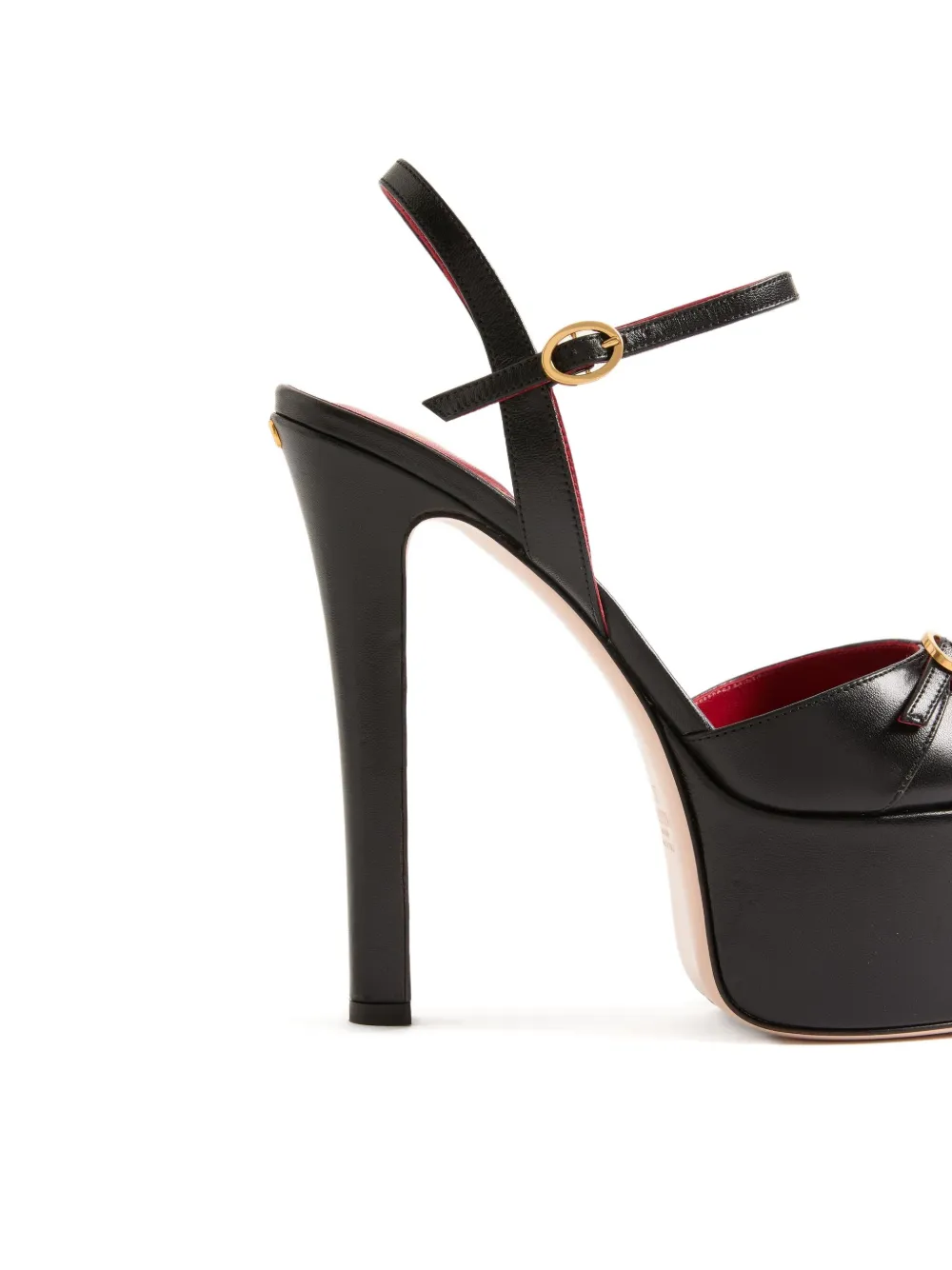 Valentino Garavani 145 mm Crasher pumps met plateauzool en gesp Zwart