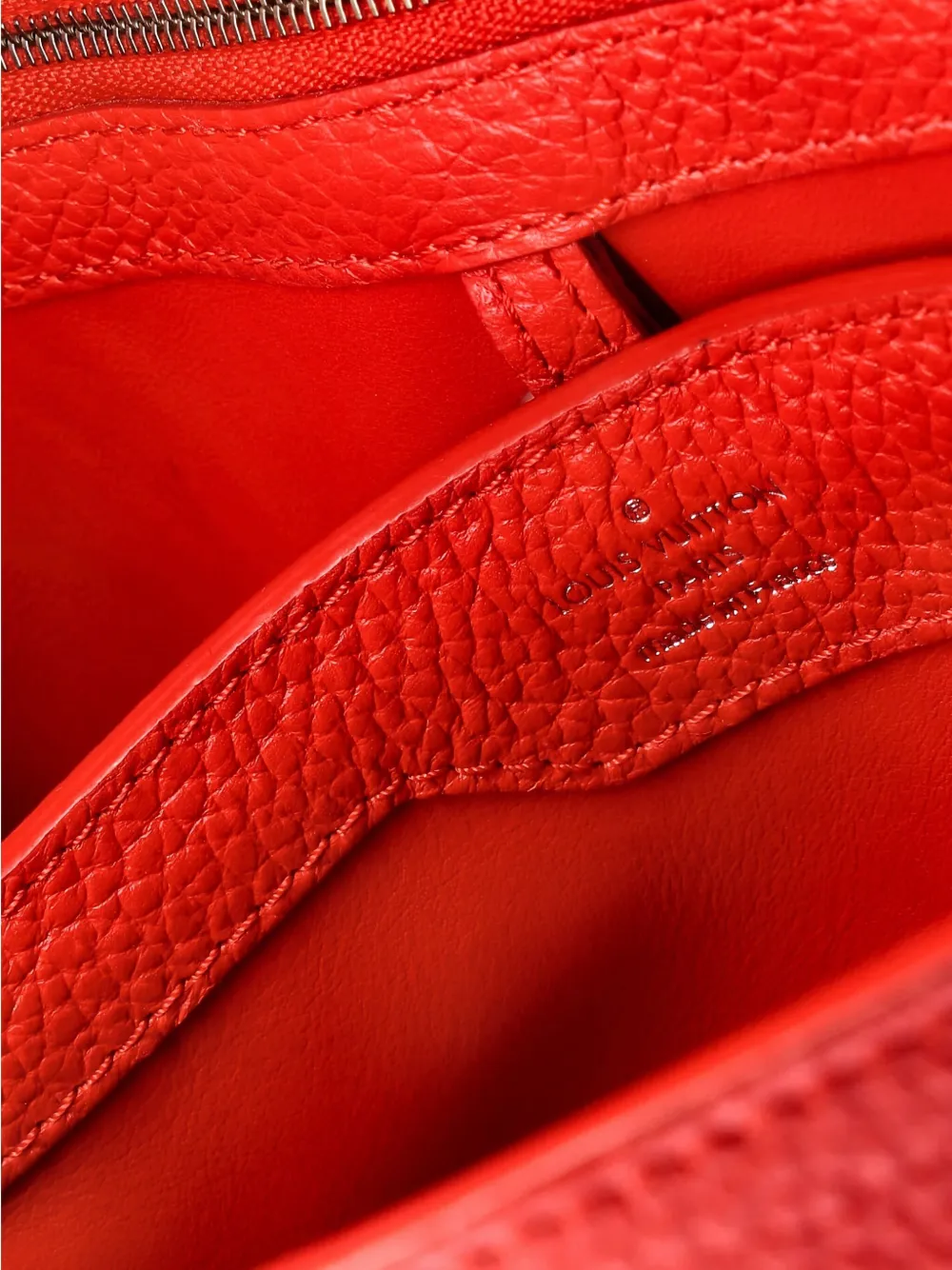 Pre-owned Louis Vuitton Capucines Bag Leather Pm Satchel In Red