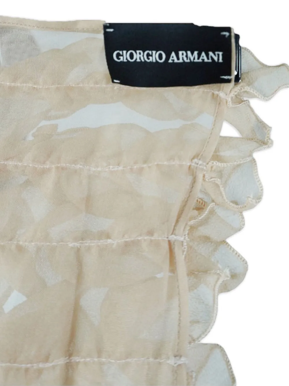 Giorgio Armani Pre-Owned ruffled silk shawl | Image 2