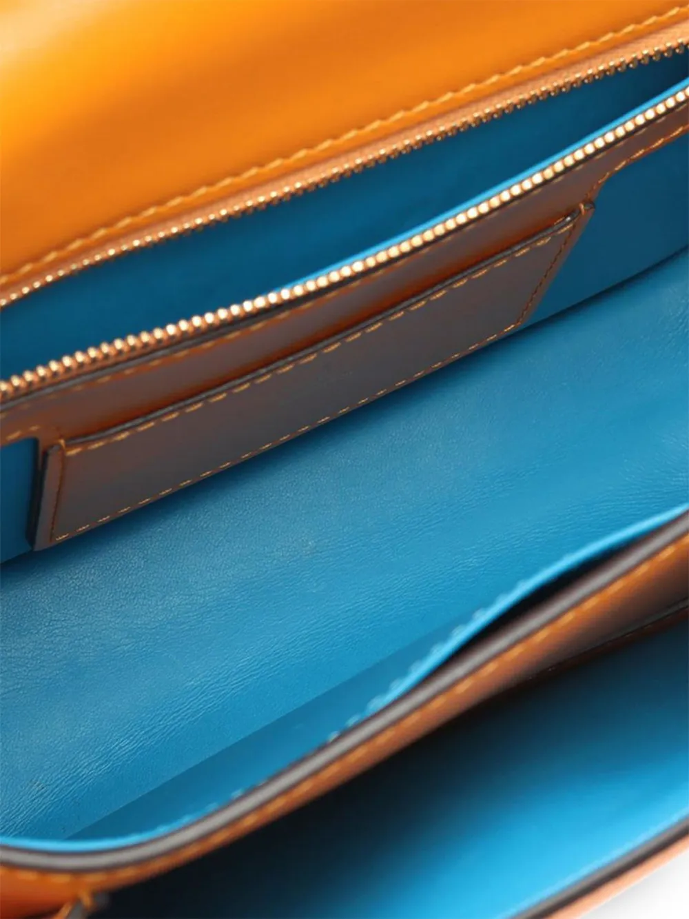 2021-2025 Calfskin Lv Pont 9 Soft Mm Crossbody Bag