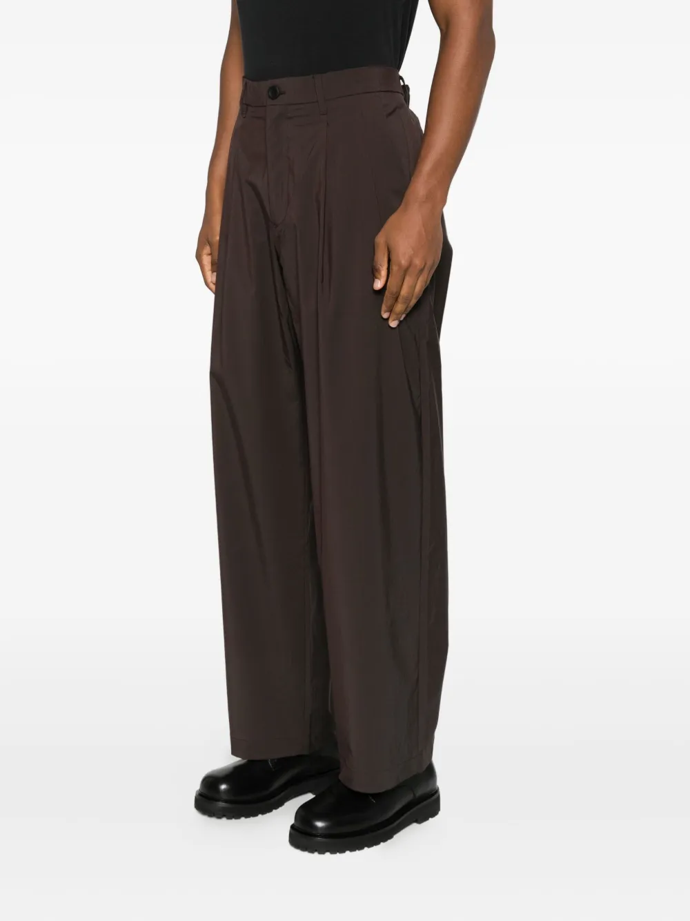 Norse Projects Pleated Zip-fastening Trousers In Brown