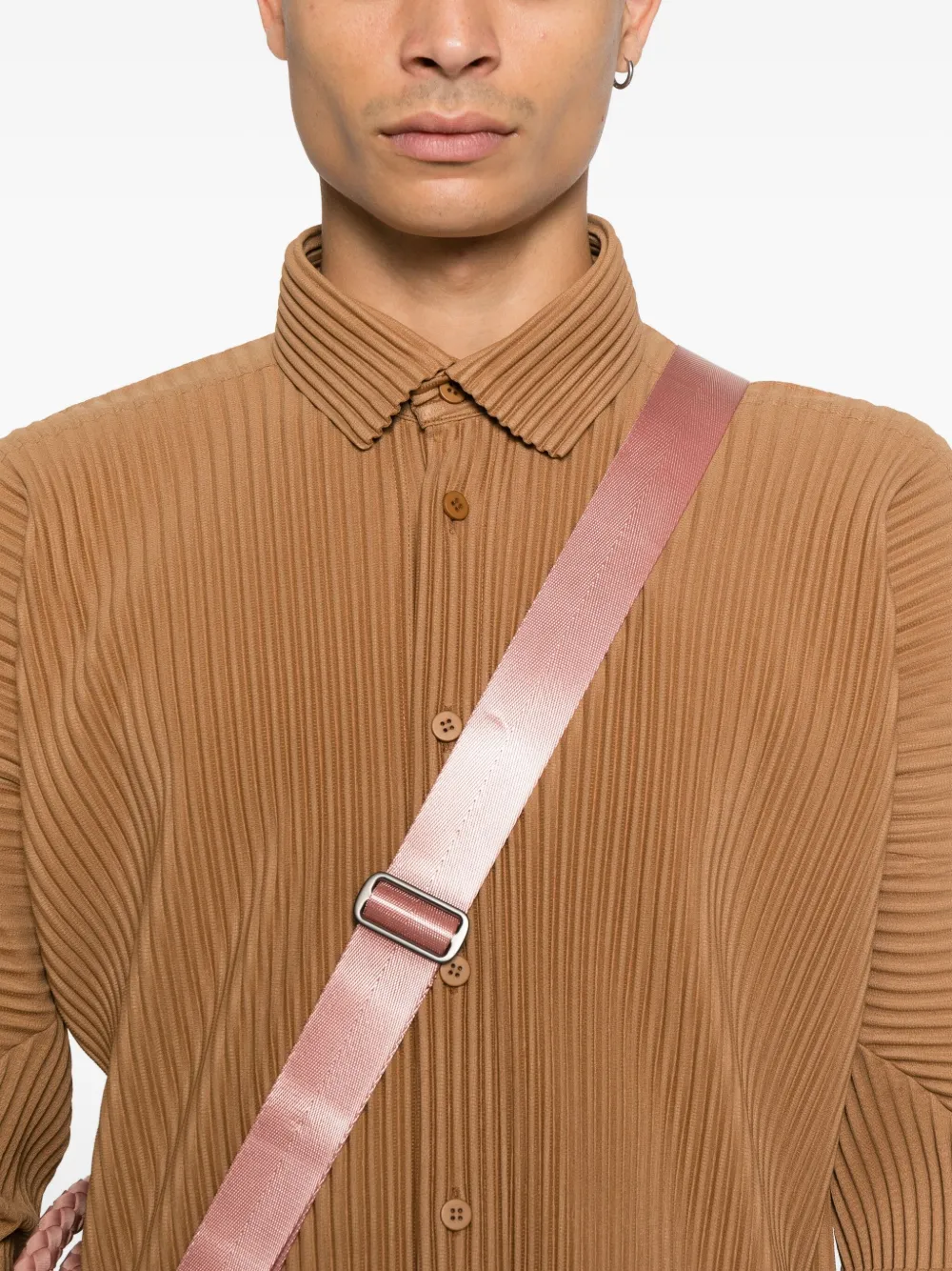 Homme Plissé Issey Miyake Plissé overhemd met knopen Bruin