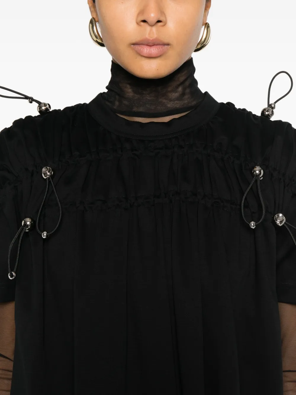 Noir Kei Ninomiya Gesmockte blouse met verfraaiing Zwart