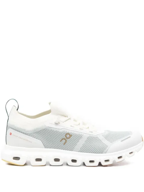 On Running laced sneakers