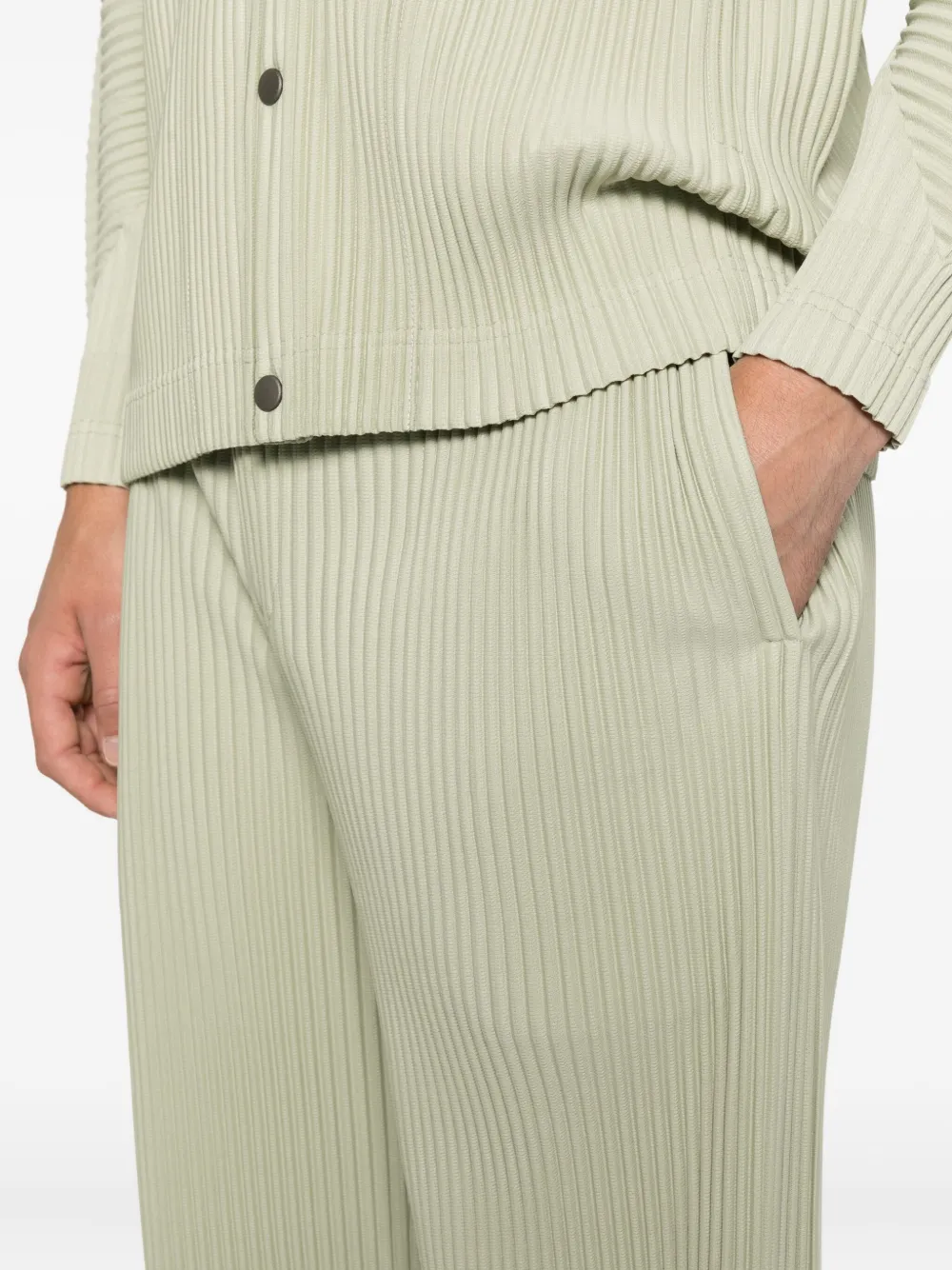 Homme Plissé Issey Miyake Plissé broek Groen
