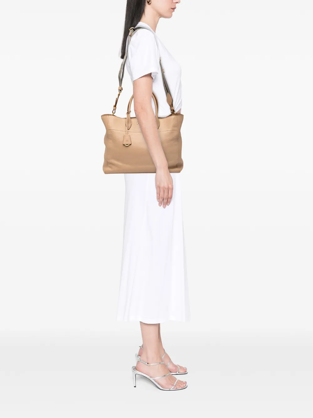 Prada Pre-Owned 2013-2025 Vitello Phenix Open Convertible Tote satchel | Pre-Owned | Image 2