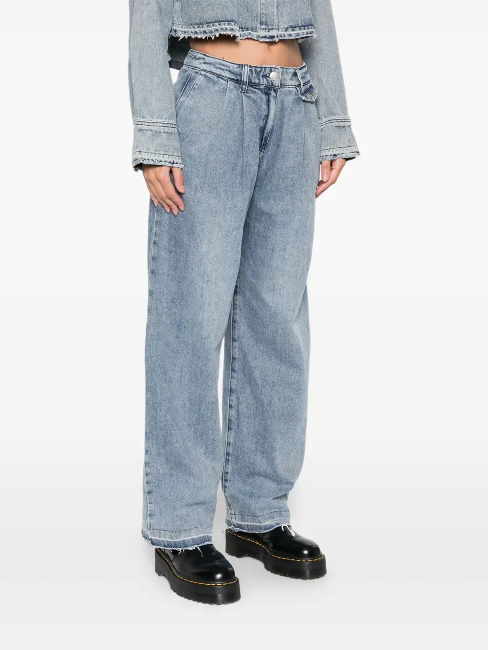 Wrstbhvr Jella Pleated Jeans In Blue