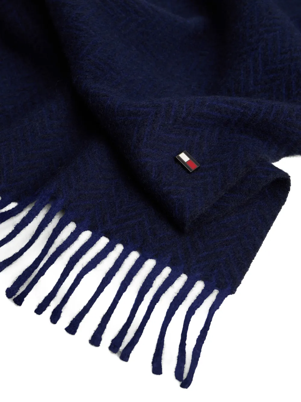 Tommy Hilfiger Herringbone-fringed Scarf In Blue