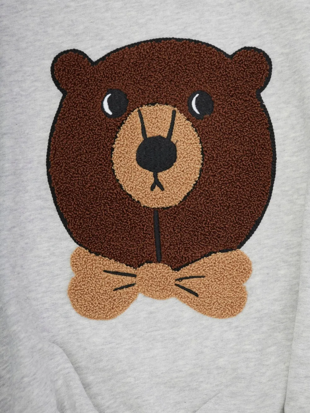 小熊图案卫衣