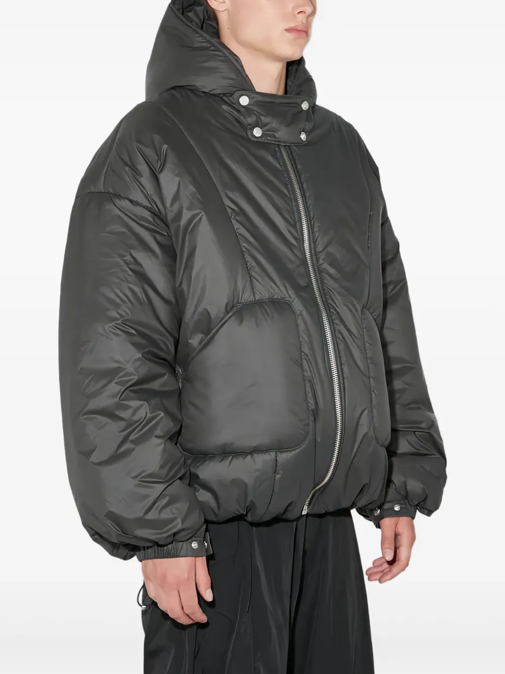 MISBHV Sculpturaal nylon donsjack Grijs