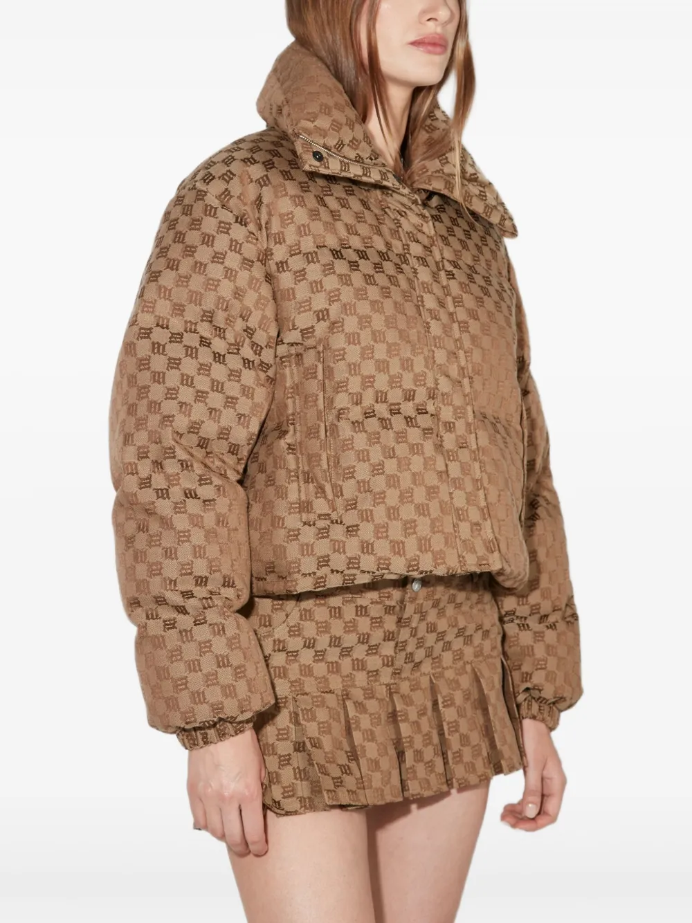 MISBHV Jack met jacquard monogram en lange mouwen Bruin