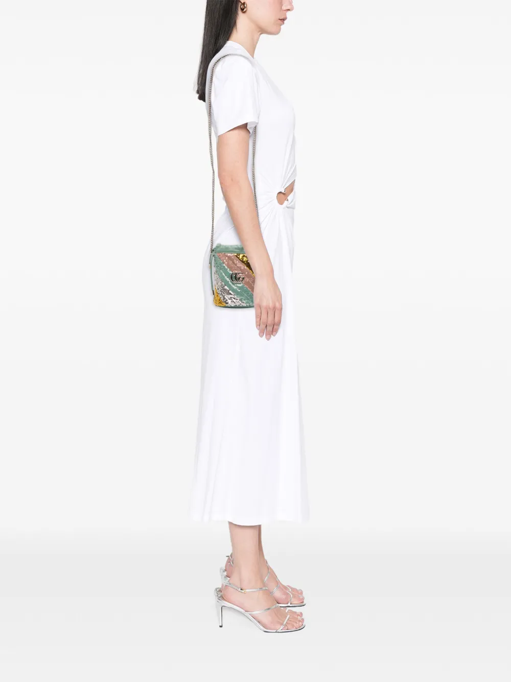 Gucci Pre-Owned 2016-2025 Small GG Marmont Sequined Diagonal Matelasse Leather bucket bag | Pre-Owned | Image 2