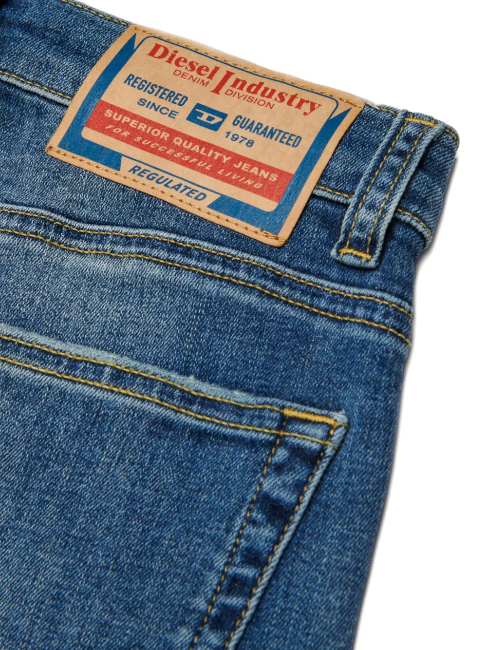 Diesel Kids D-Argix-J jeans met gerafeld effect en vijf zakken Blauw