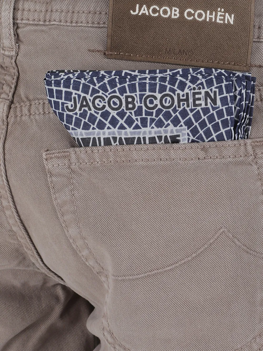 Jacob Cohën Broek met vierkante zak Beige