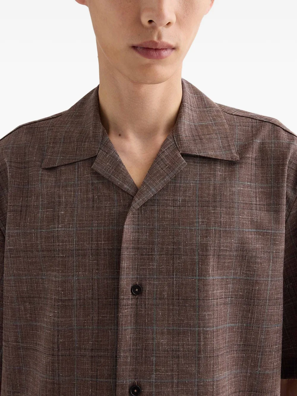 check-patterned short-sleeve shirt