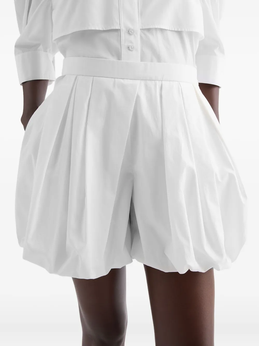Jil Sander Gesmockte shorts met ballonzoom Wit