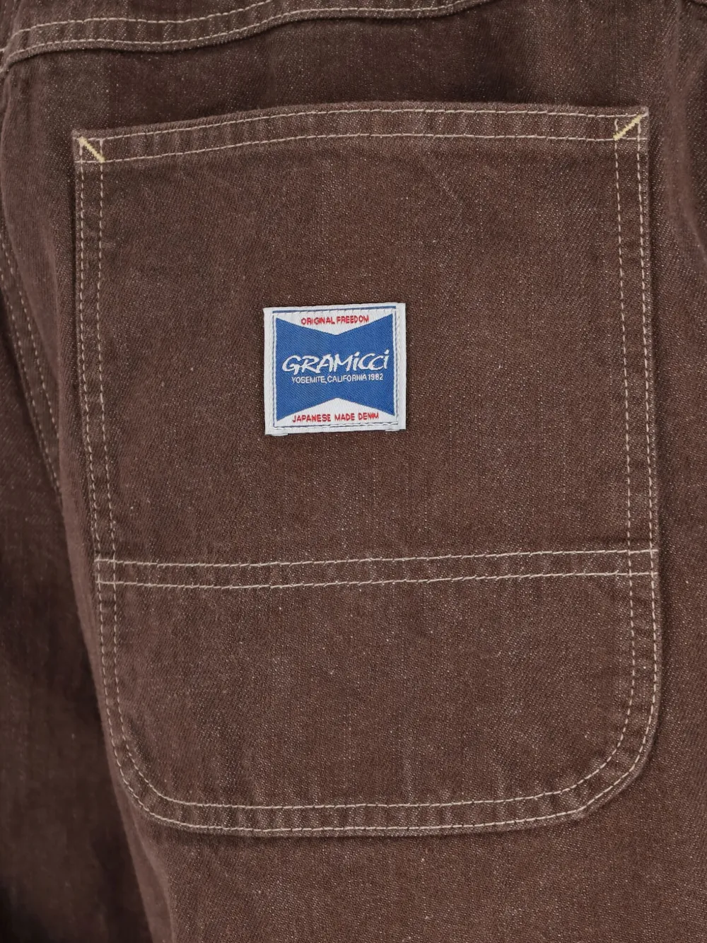 Gramicci Jeans met verstelbare taille en stiksel Bruin