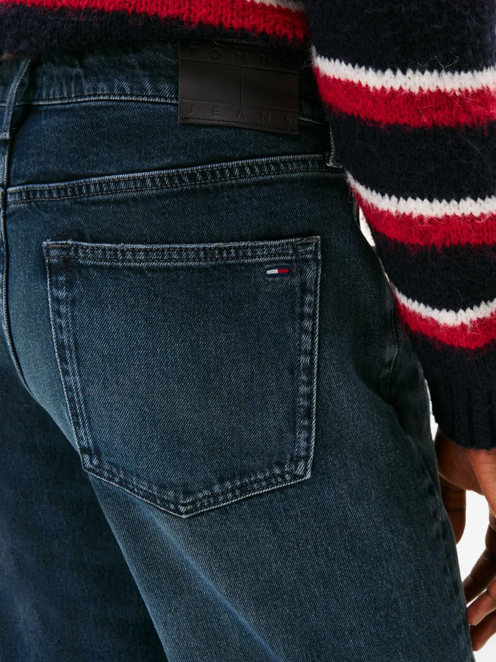 Tommy Jeans Sonny Five-pockets Regular Tapered Jeans In Blue