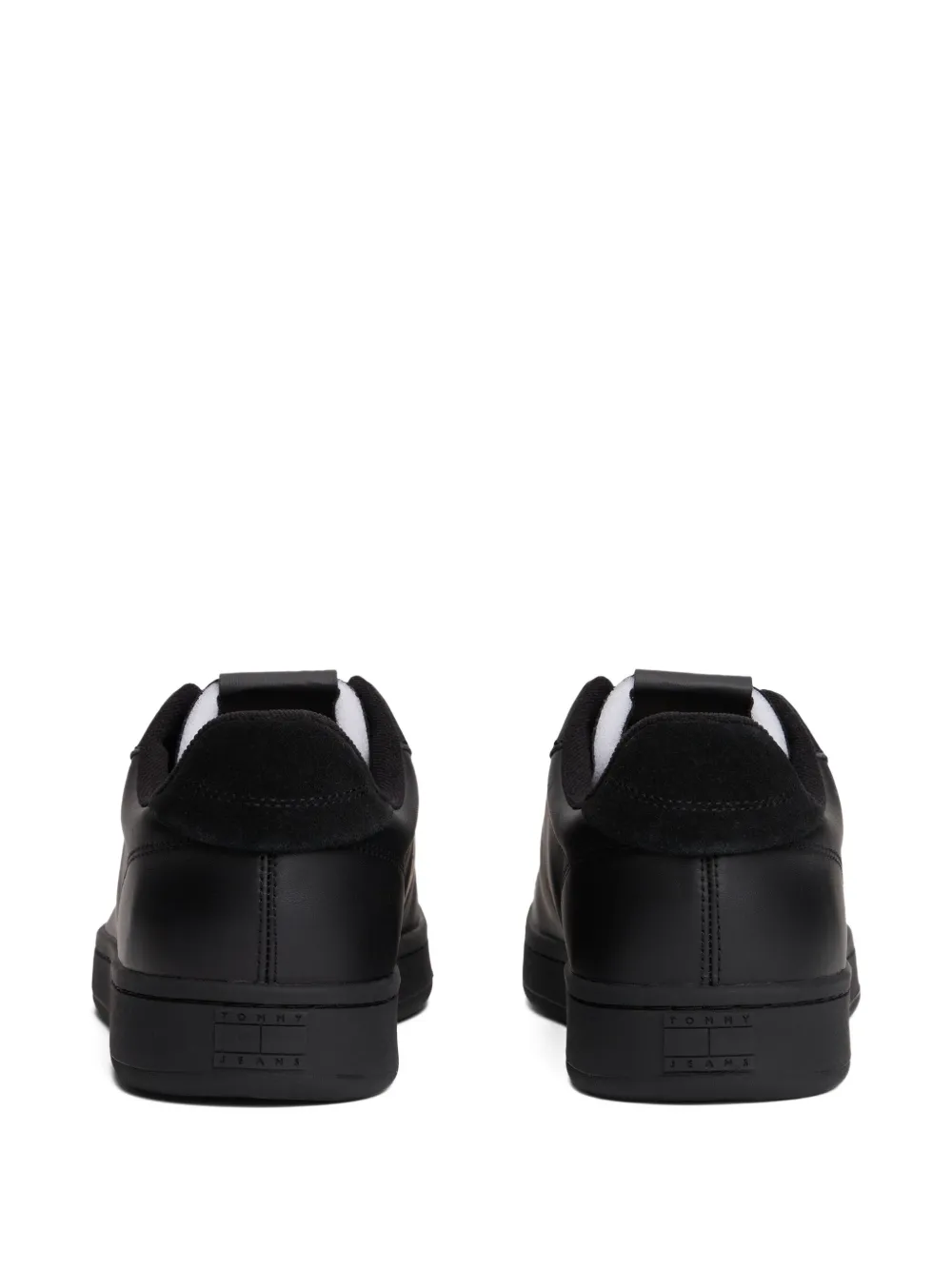 Tommy Hilfiger Logo-patch Detailed Sneakers In Black