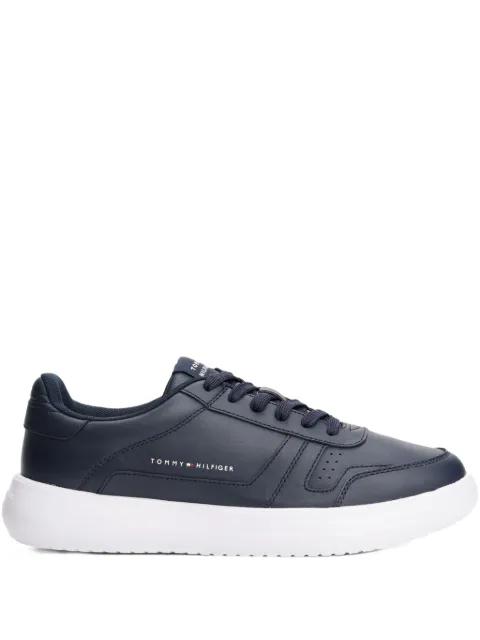 Tommy Hilfiger tenis con agujetas y paneles