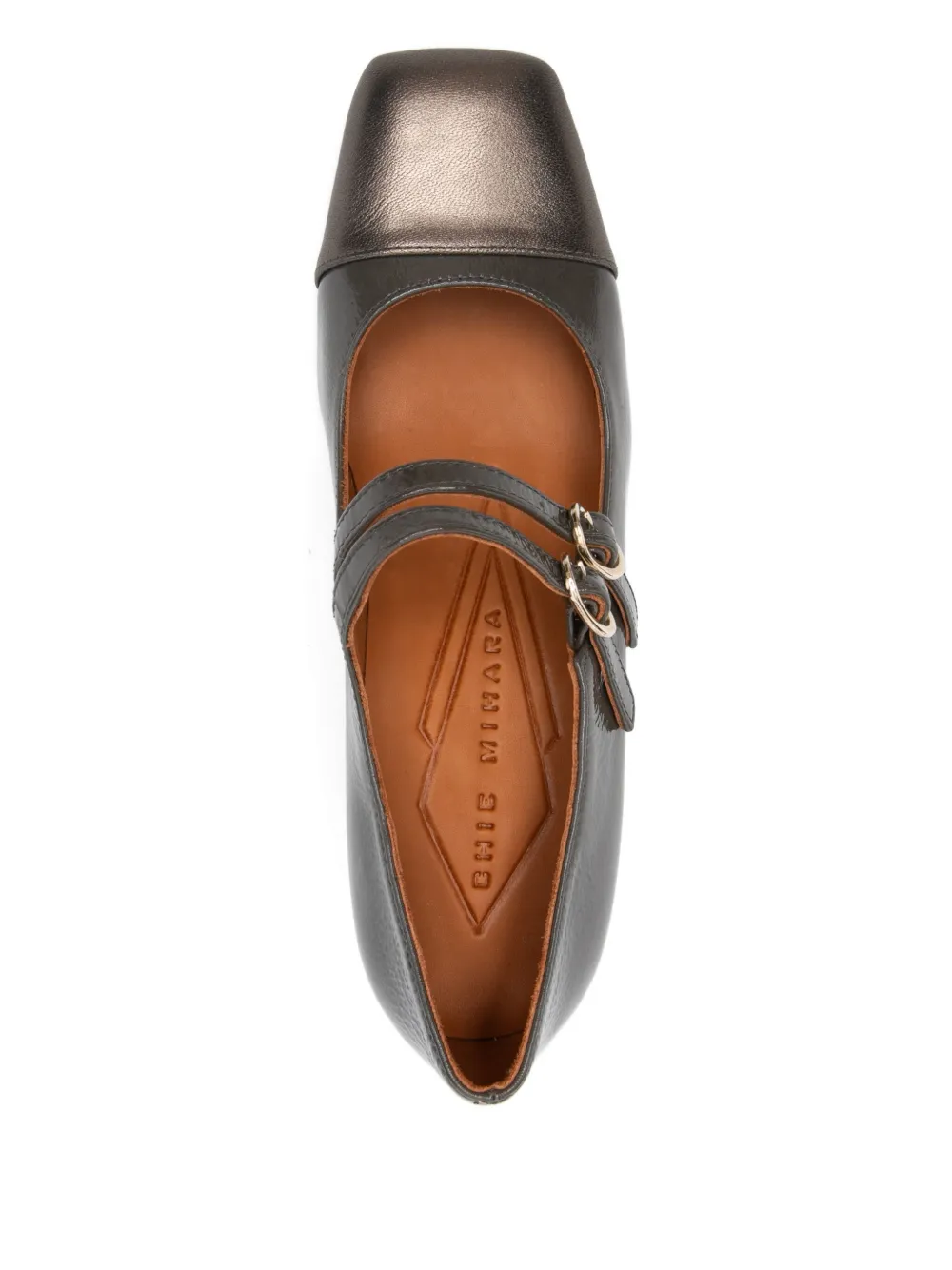 Chie Mihara Pumps met gesp en hak Grijs