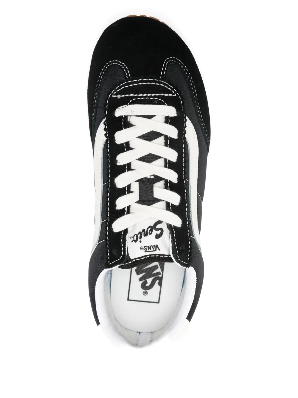 Vans Lowpro sneakers met streepdetail Zwart