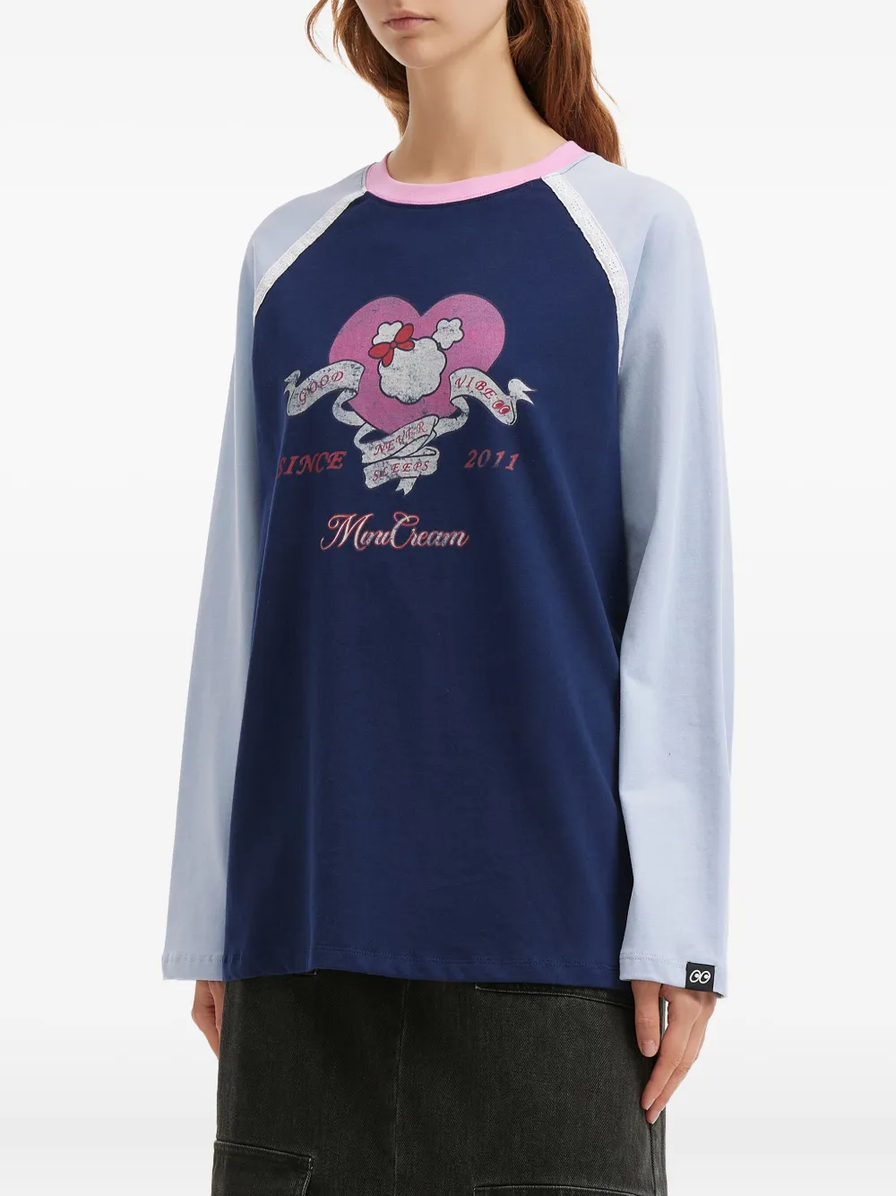 Mini Cream Raglan Printed Top In Blue