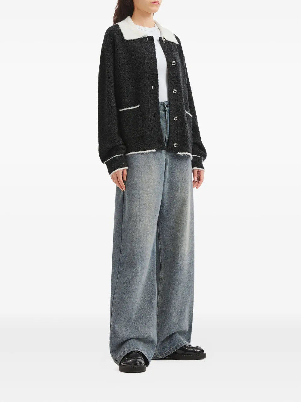 Tout A Coup Collared Patch-pockets Cardigan In Gray