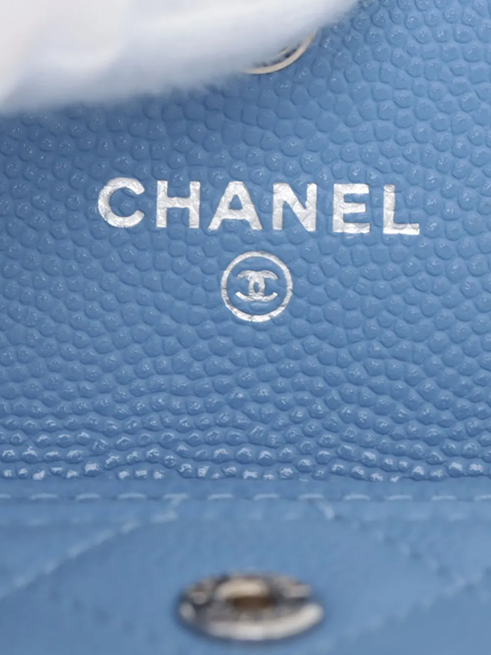 Pre-owned Chanel 2021-2025 Cc Quilted Caviar Flap Card Holder In Blue