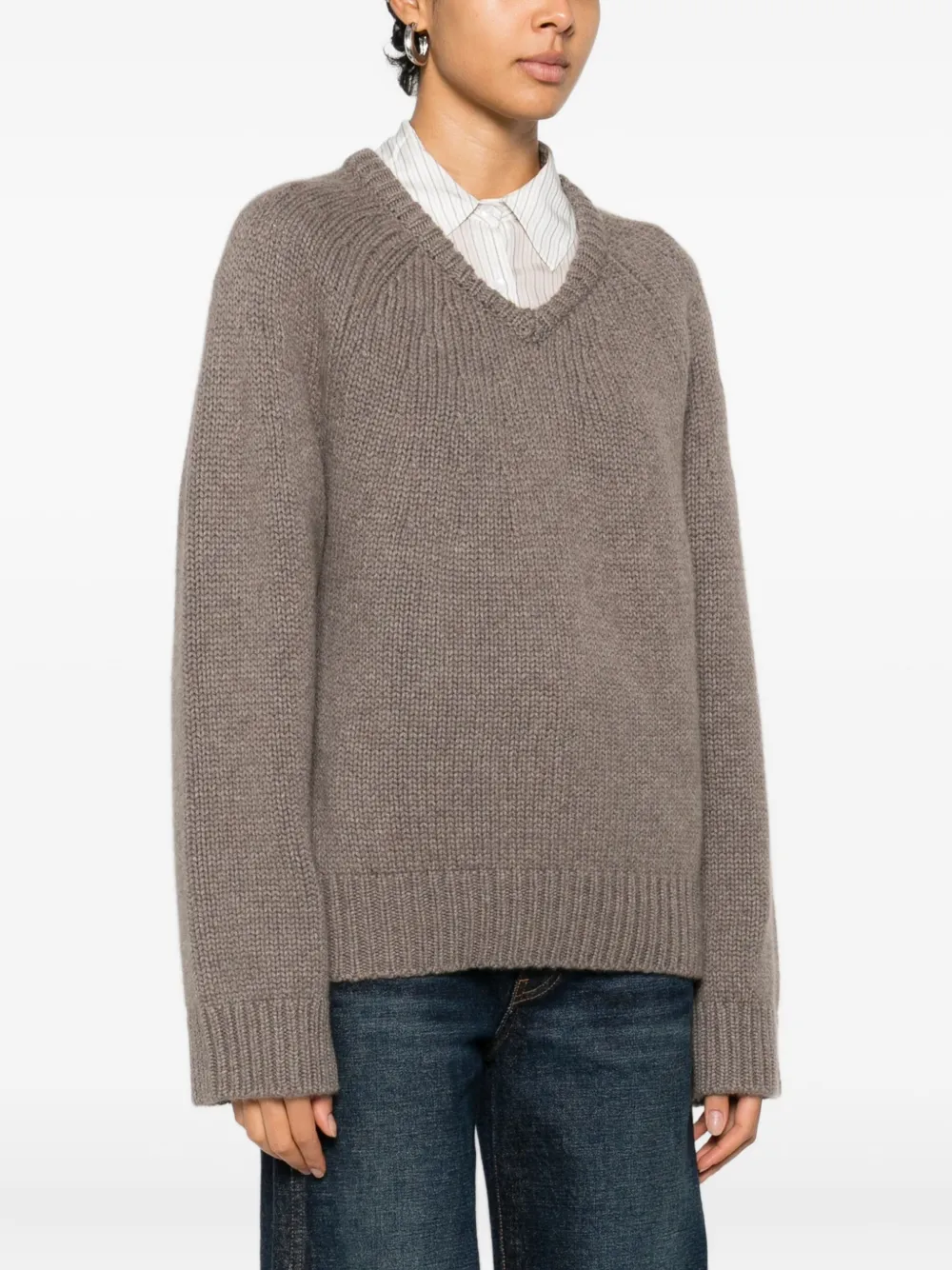 Lisa Yang Oia trui met V-hals Bruin
