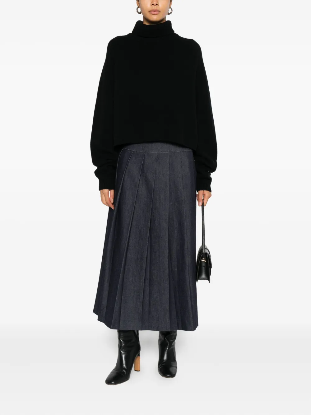 Lisa Yang Cathie roll-neck sweater | Knitted Sweaters | Image 2