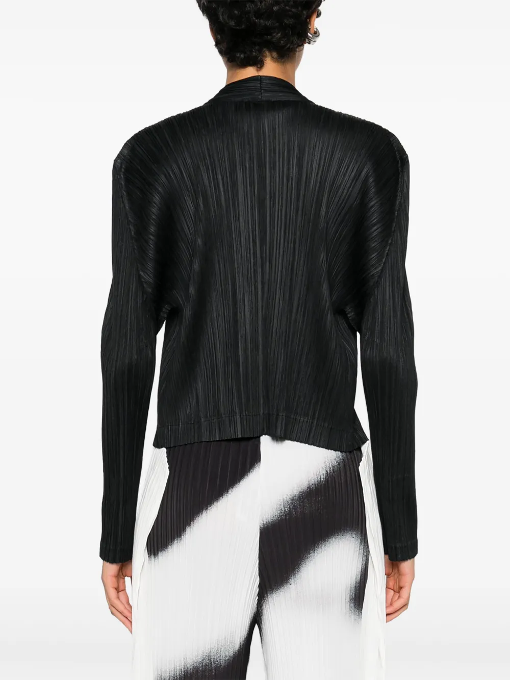 Issey Miyake Plissue jack met knopen Zwart