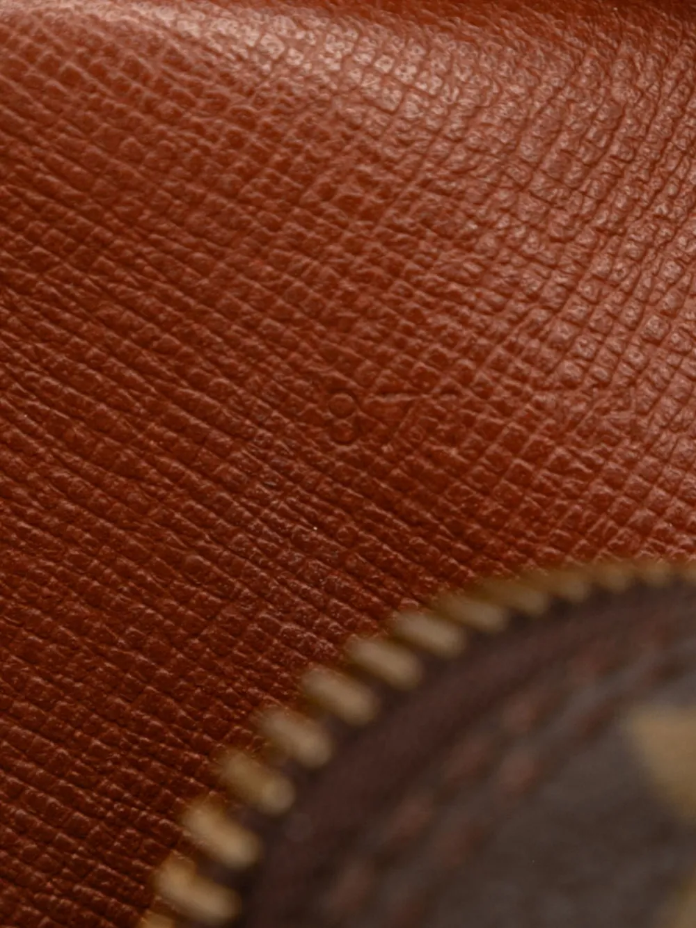 Pre-owned Louis Vuitton 1987 Monogram Pochette Marly Bandouliere Crossbody Bag In Brown
