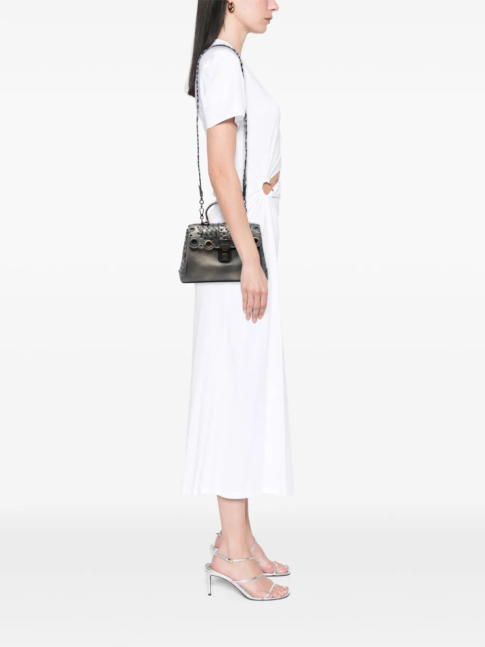 Bottega Veneta Pre-Owned 2012-2025 Small Intrecciato Trimmed Metallic Nappa Grommet Piazza satchel | Pre-Owned | Image 2