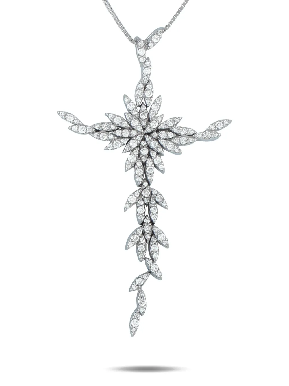 Pre-owned Lb Exclusive 18k White Gold Cross-pendant Diamond Necklace In Silver