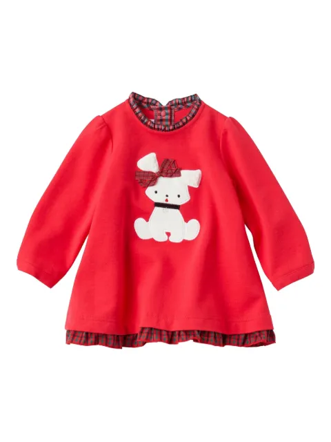 familiar appliqué-detailed ruffled top