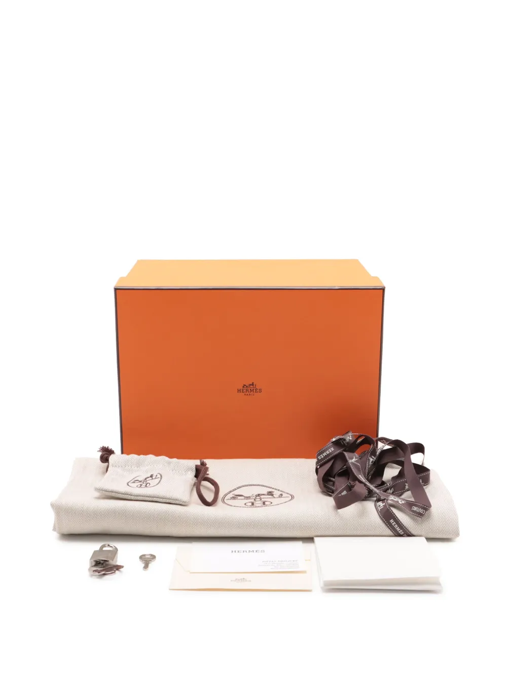 Hermès Pre-Owned 2024 Clemence Picotin Lock 18 handbag | Pre-Owned | Image 2