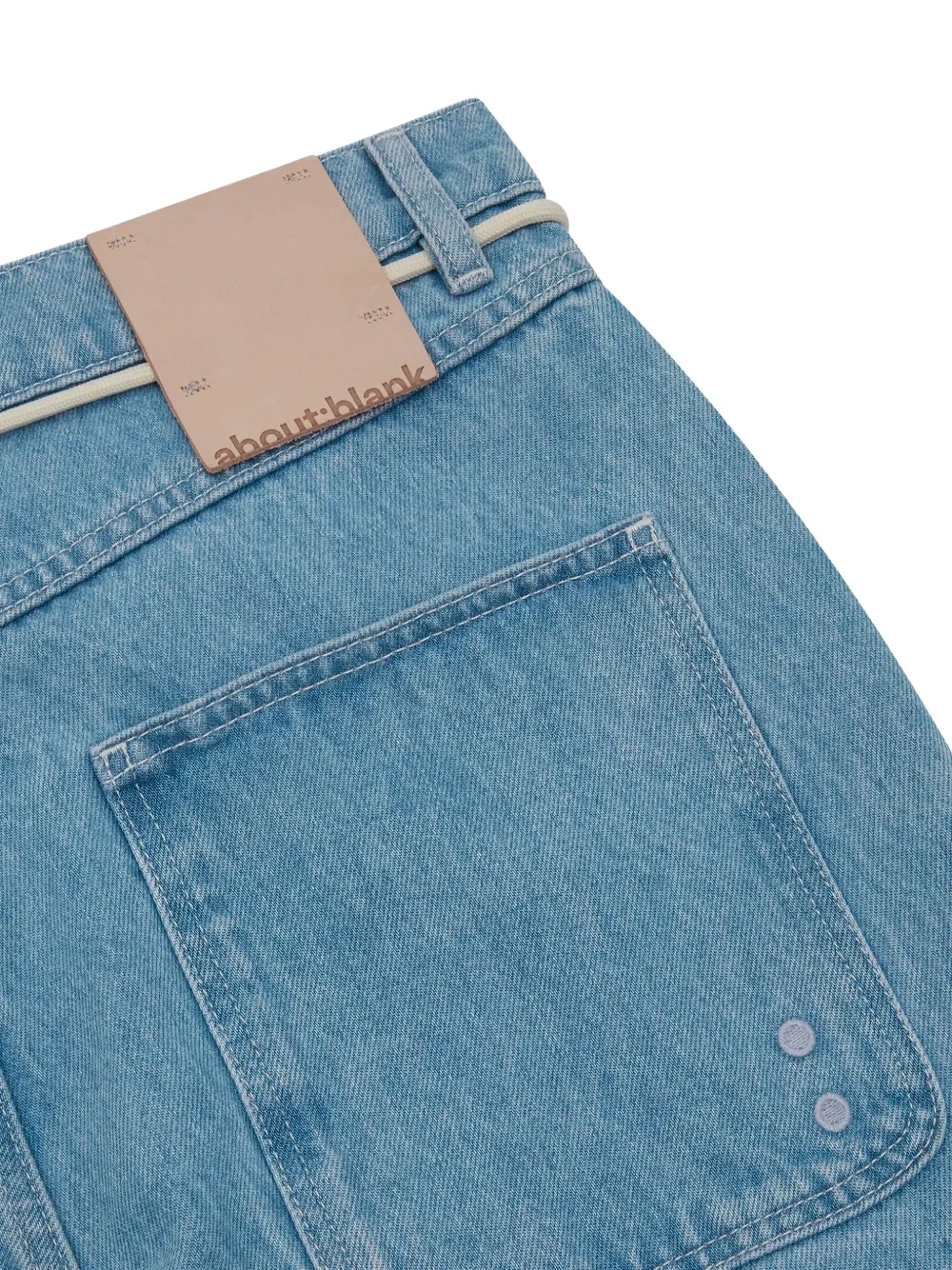 ABOUTBLANK Jeans met geborduurd monogram Blauw