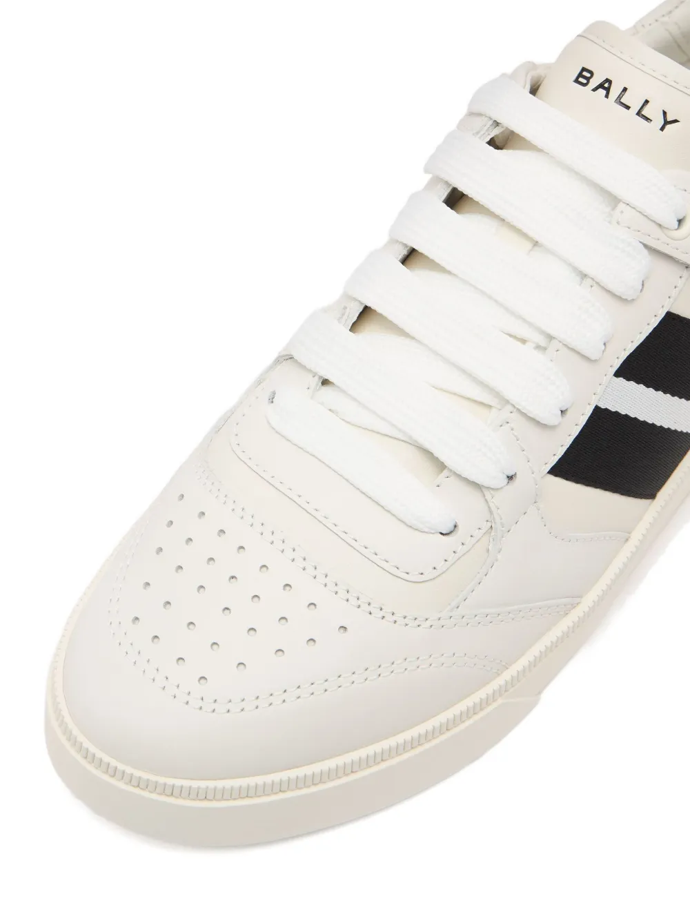 Bally Gewatteerde leren sneakers Beige
