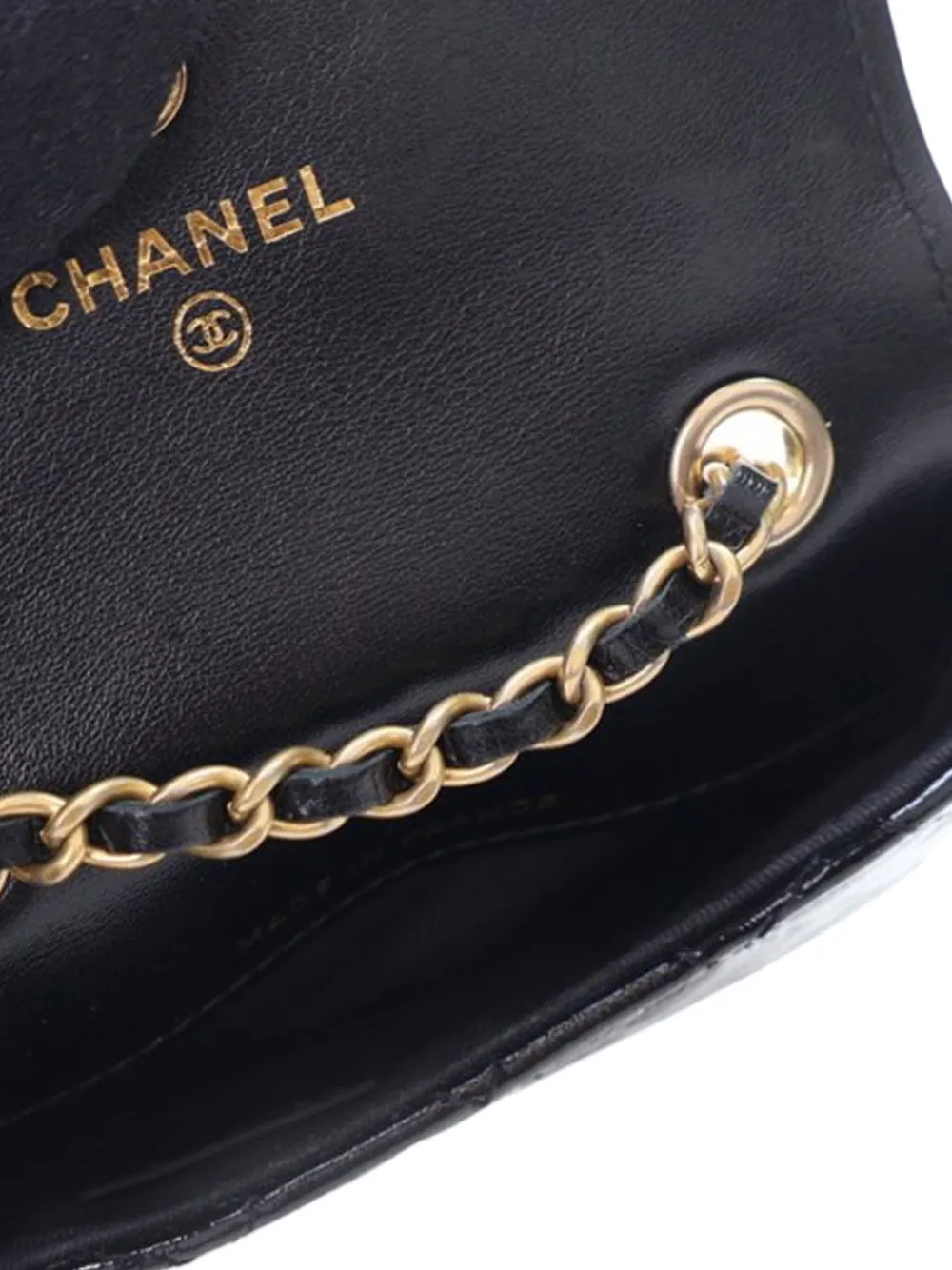 Pre-owned Chanel 2020 Quilted Shiny Aged Calfskin Waist Belt Bag In Black