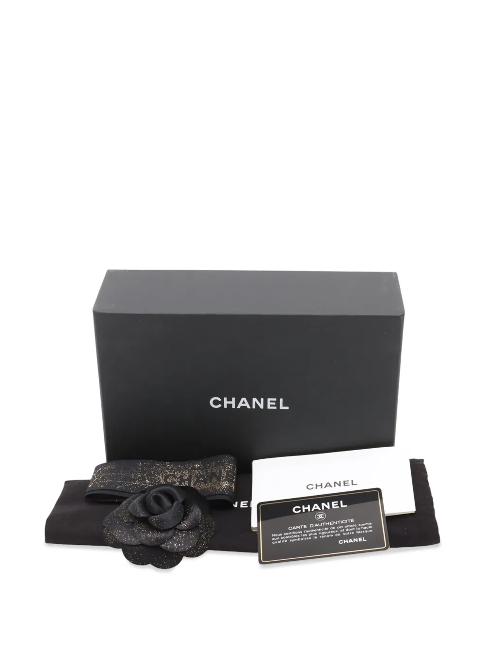 CHANEL Pre-Owned 2021 Mini Quilted Metallic Caviar Drawstring bucket bag | Pre-Owned | Image 2