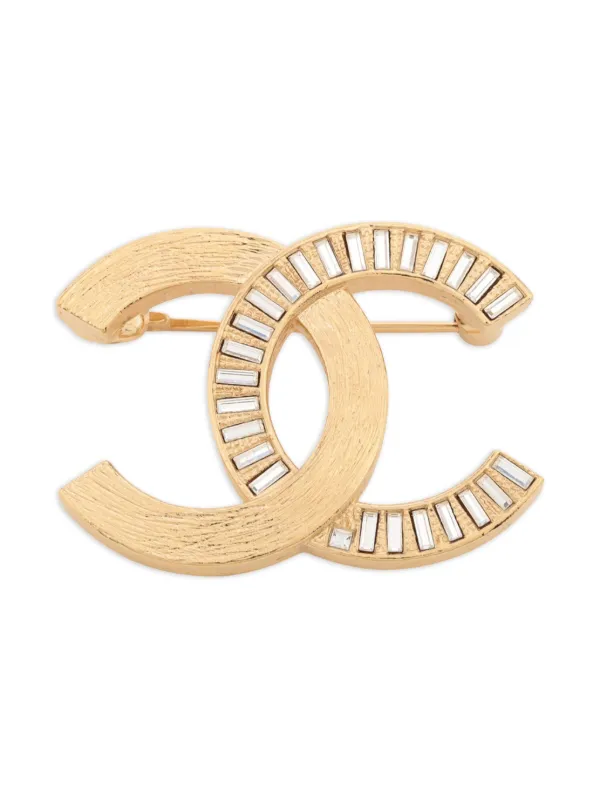 CHANEL Pre-Owned 2024 Gold Plated CC Crystal Brooch Pin