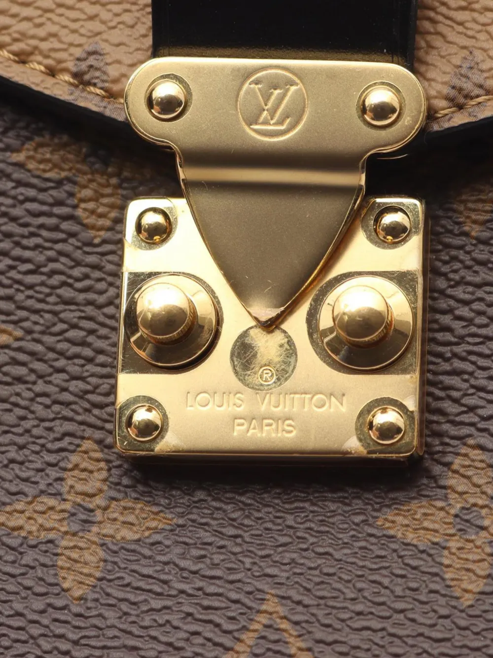 Pre-owned Louis Vuitton 2021-2025 Monogram Reverse Pochette Metis Satchel