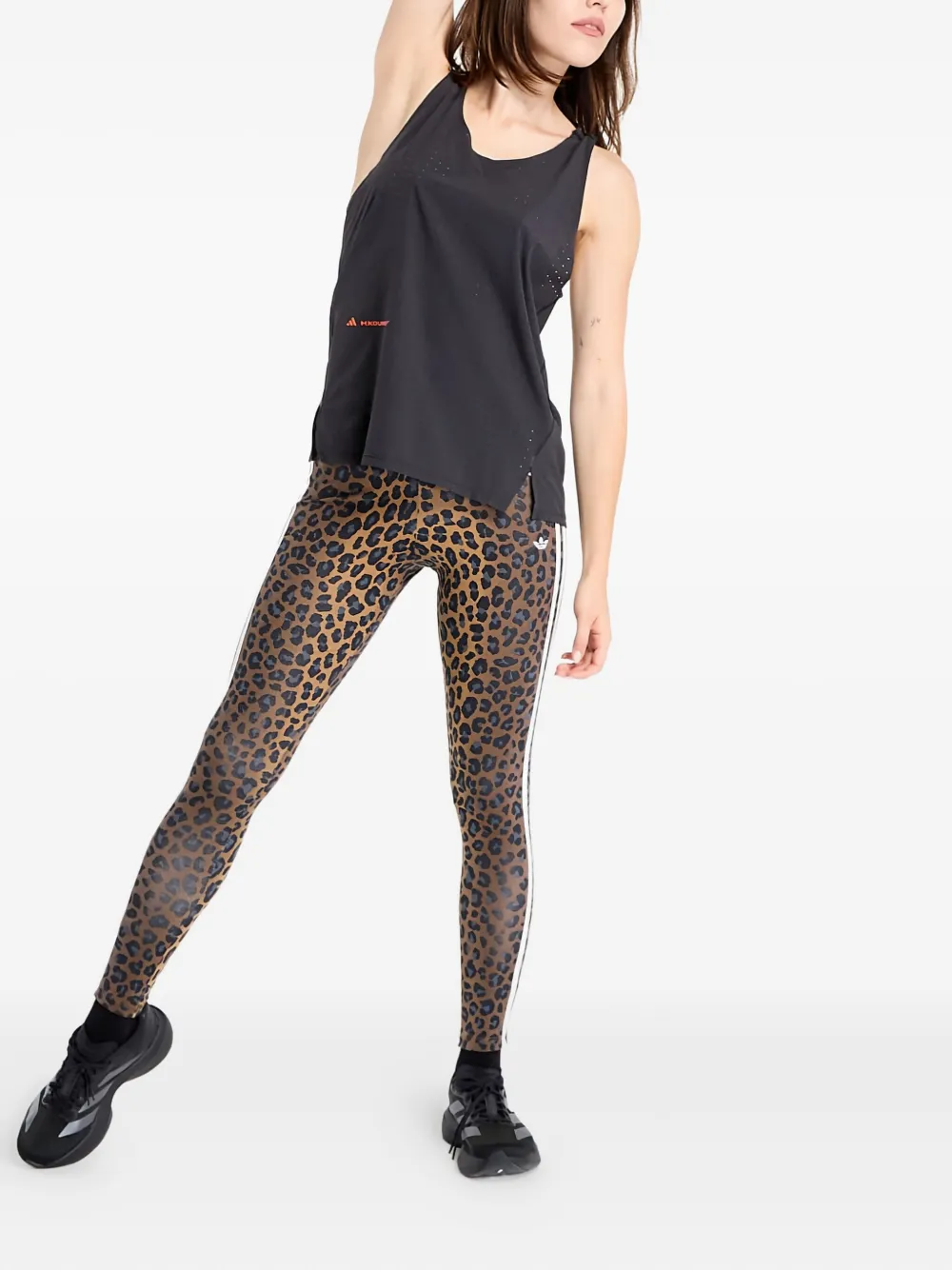 adidas top de running con perforaciones en colaboración con H.Koumori | negro | Image 1